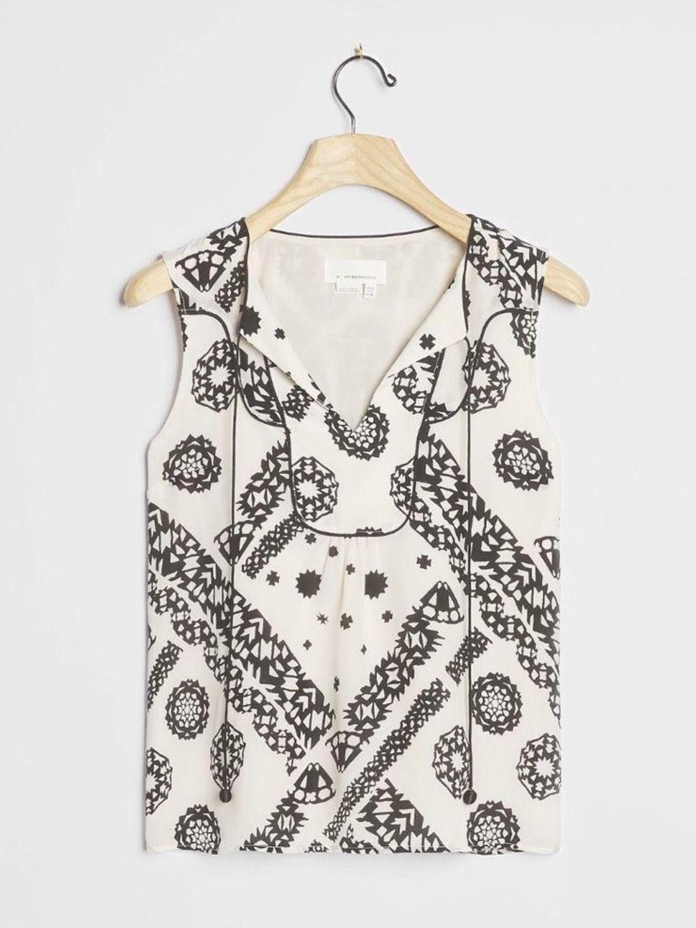 By Anthropologie Giuliana Silk Sleeveless Top in Black and Ivory Sz 2